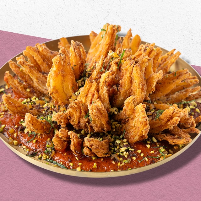 Friszure tomatensaus met verse kruiden